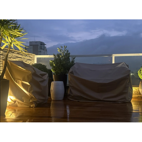 Capa para Móveis em Lona Impermeável - Utilizada em Móveis Externos Capa para Móveis em Lona Impermeável - Utilizada em Móveis Externos