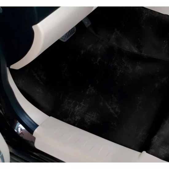 Tapete Automotivo Verniz Roma - Preto Tapete Automotivo Verniz Roma - Preto